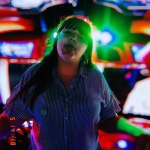 Meet your Posher, Kara-anne